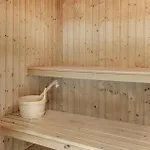 In With Sauna Neksø