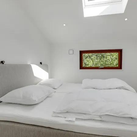 In With Sauna בית נופש *