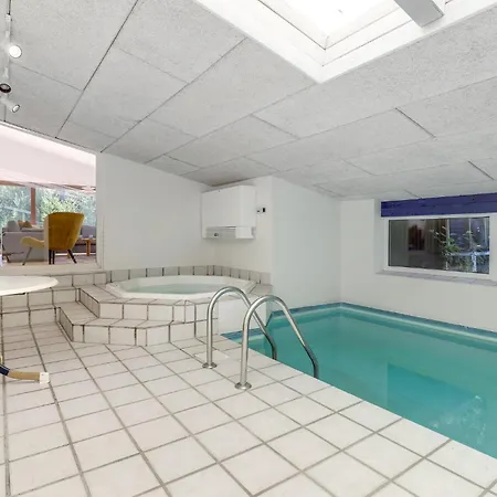 Stunning In With Wifi Holiday home