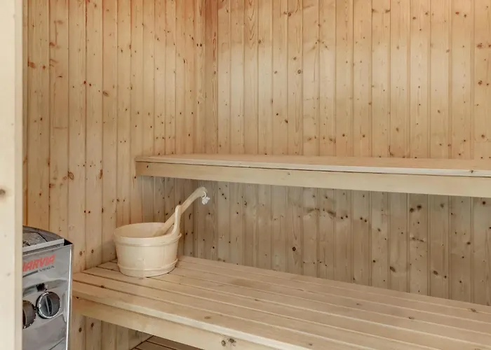 In With Sauna Neksø
