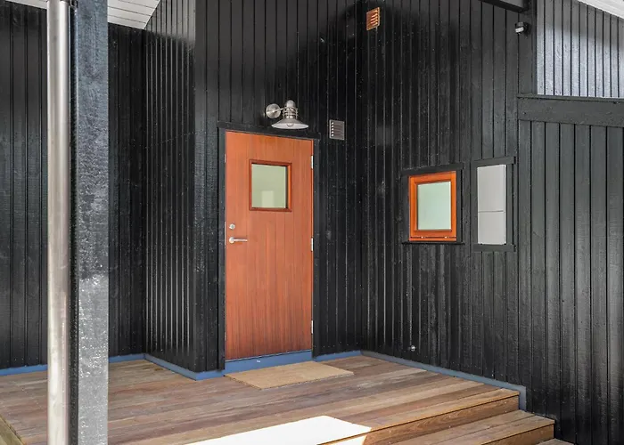 In With Sauna *